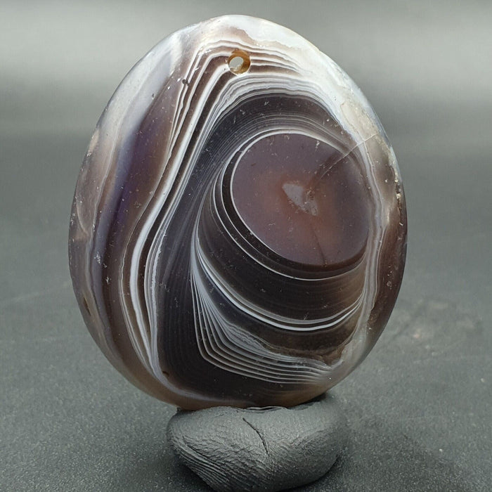 Vintage Himalayan Indo Tibetan Suleimani Carving Agate Amulet Bead #122
