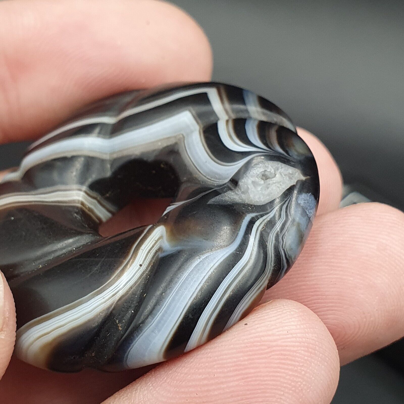 Lot 3 Old Himalayan Indo Tibetan Suleimani Carving Agate Donut Amulet Bead #1117