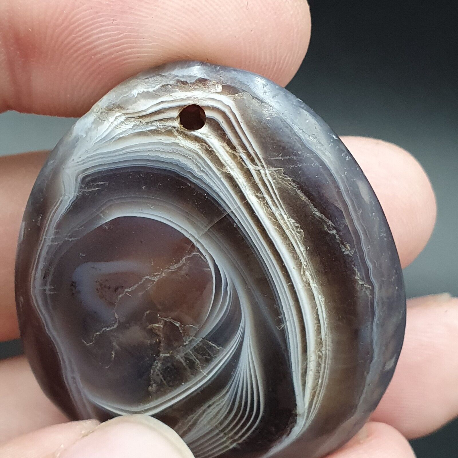 Vintage Himalayan Indo Tibetan Suleimani Carving Agate Amulet Bead #122