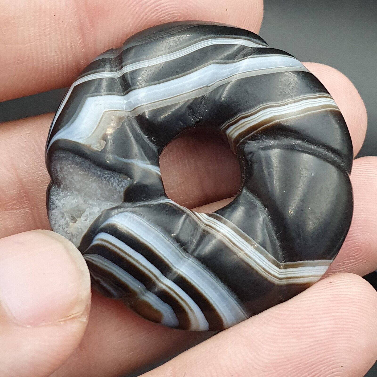 Lot 3 Old Himalayan Indo Tibetan Suleimani Carving Agate Donut Amulet Bead #1117