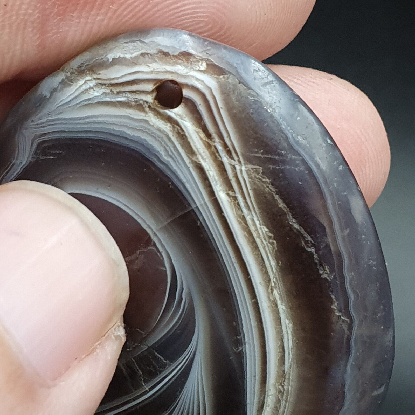 Vintage Himalayan Indo Tibetan Suleimani Carving Agate Amulet Bead #122