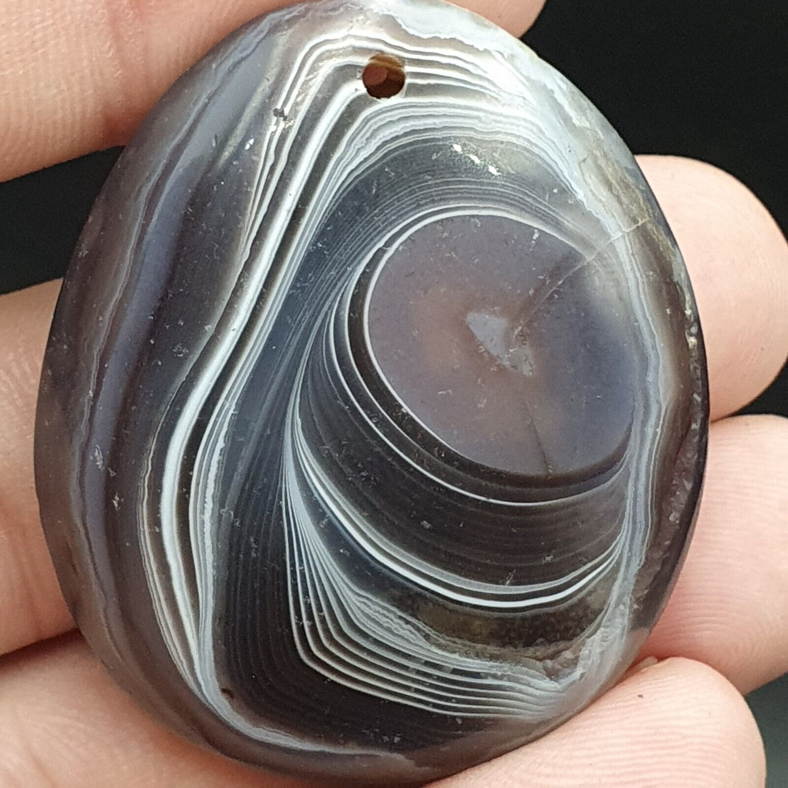 Vintage Himalayan Indo Tibetan Suleimani Carving Agate Amulet Bead #122