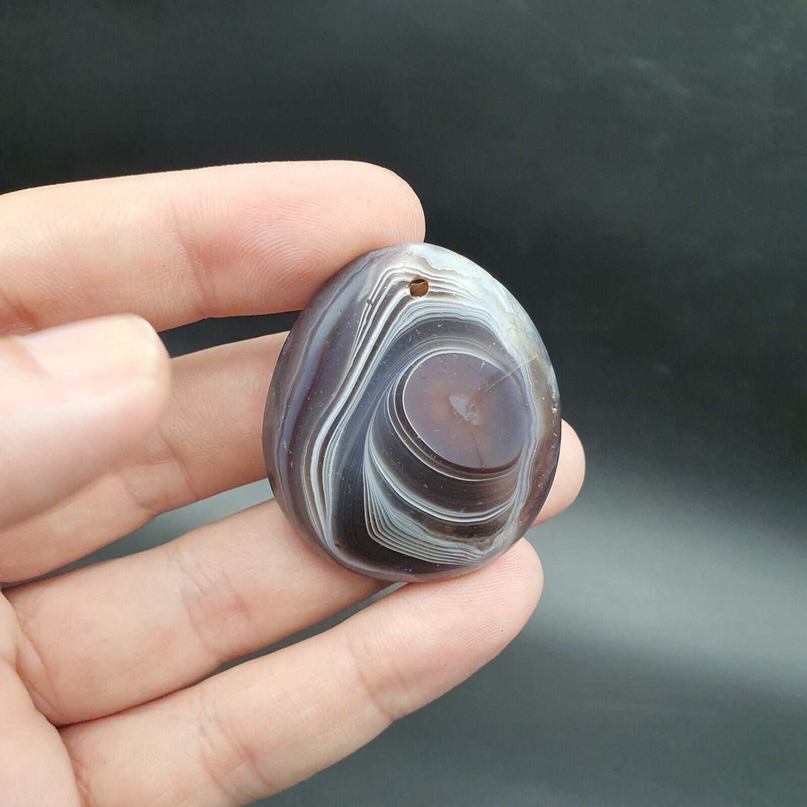 Vintage Himalayan Indo Tibetan Suleimani Carving Agate Amulet Bead #122