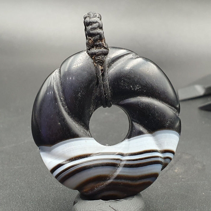 Old Himalayan Indo Tibetan Suleimani Carving Agate Donut Amulet Bead #1119