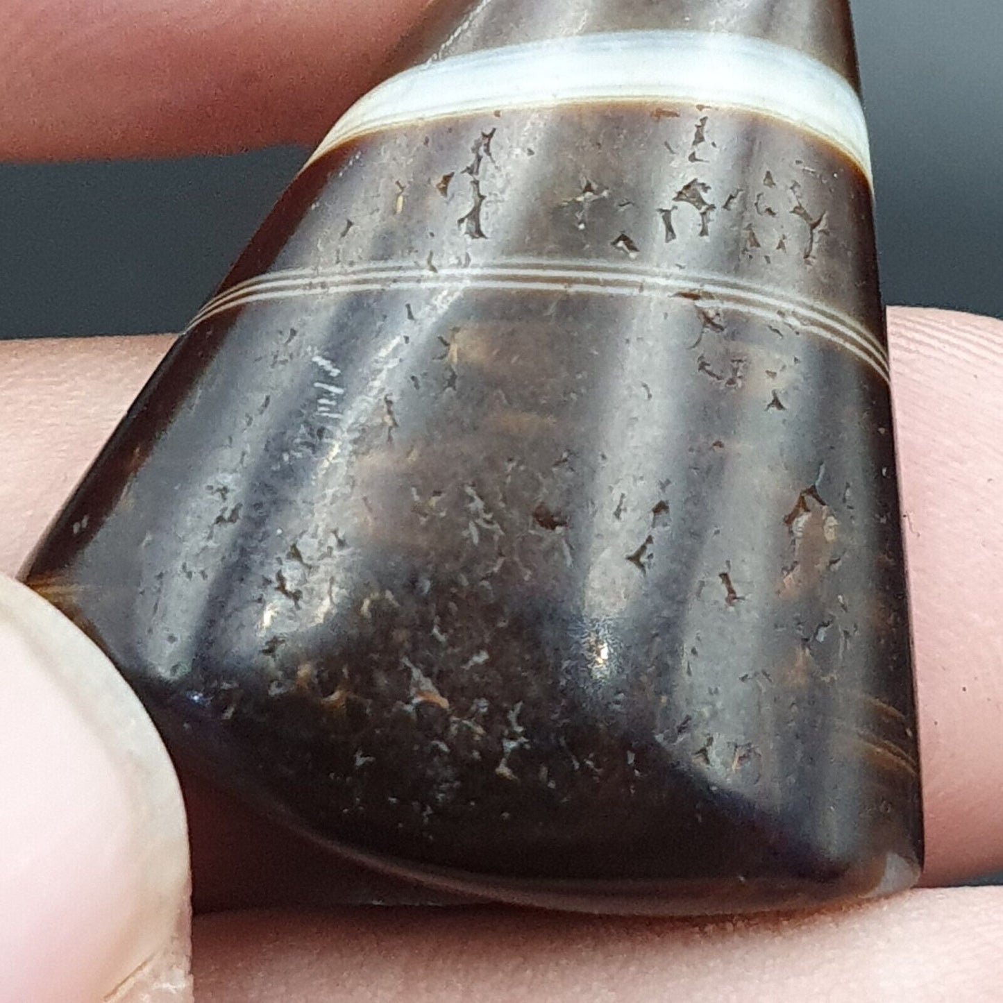 Antike tibetische Himalaya-Achat-Amulett-Perle #127