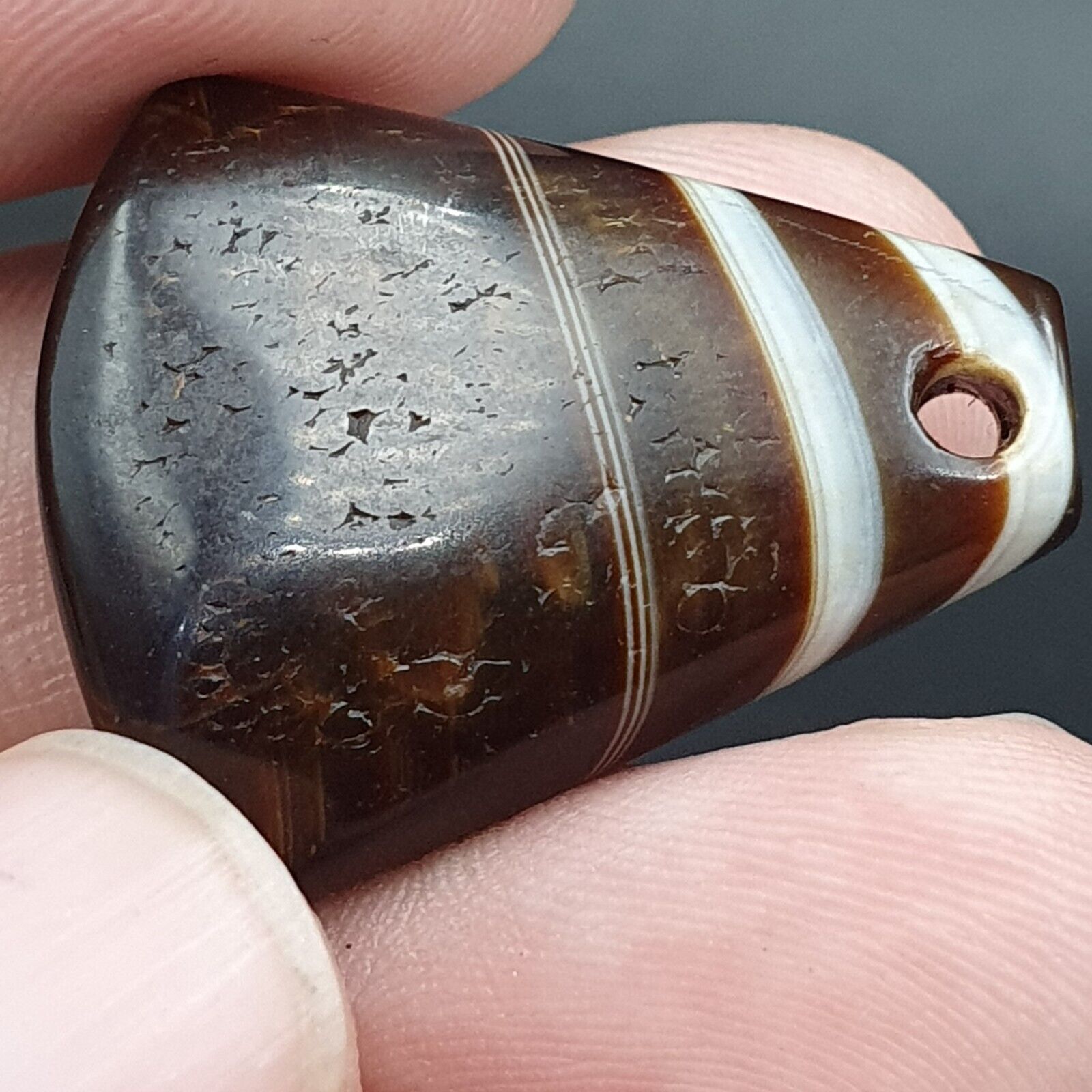 Antique Tibetan Himalayan Agate  Amulet Bead #127