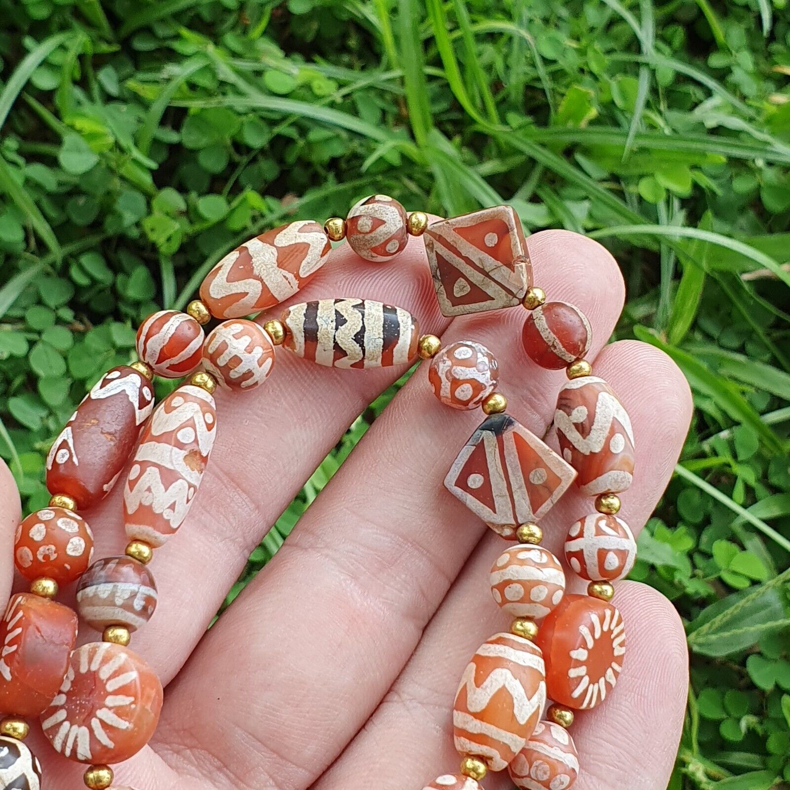 Antique HIMALAYAN Indo Tibetan Central Asian Etched Agate beads Necklace 14ED-A-