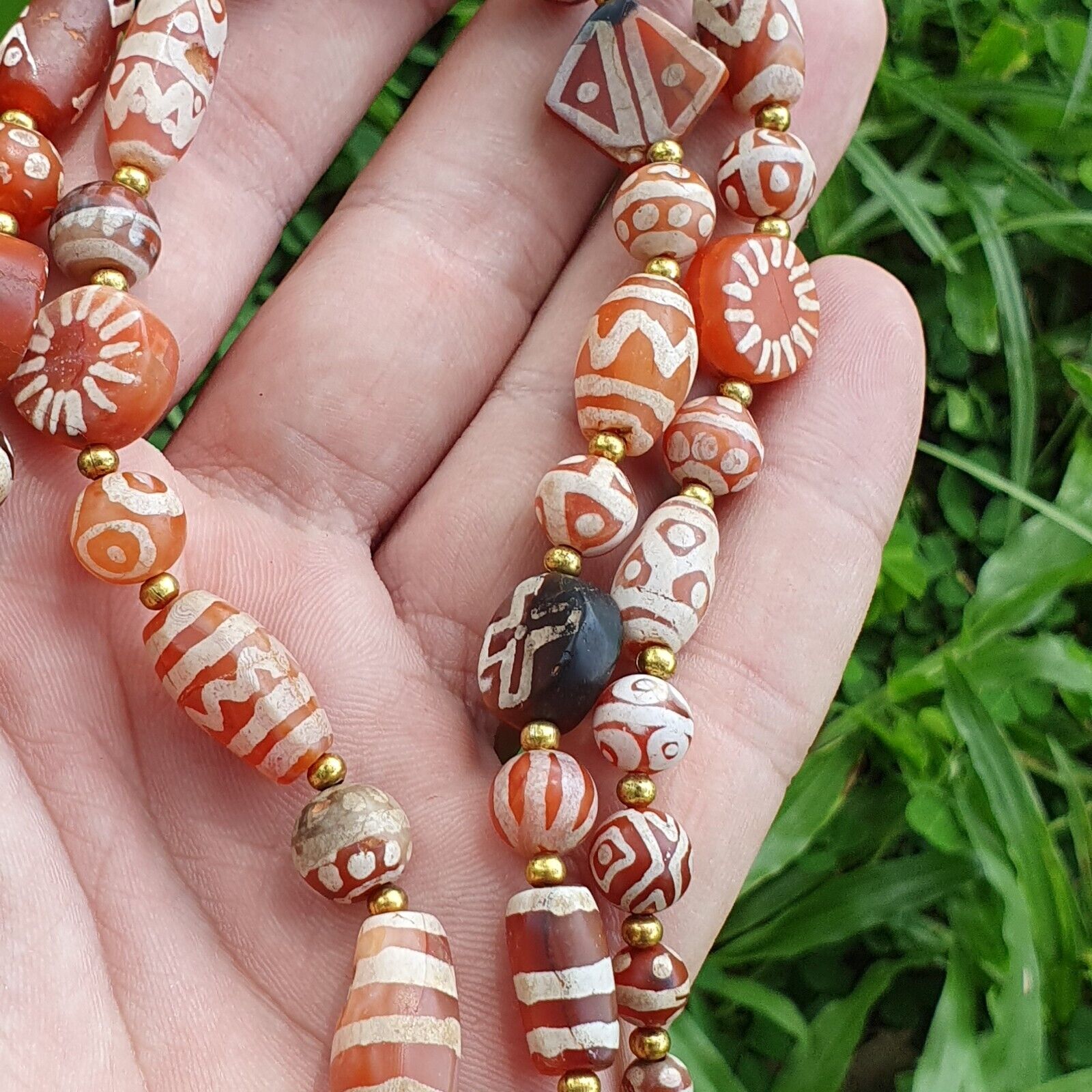 Antique HIMALAYAN Indo Tibetan Central Asian Etched Agate beads Necklace 14ED-A-