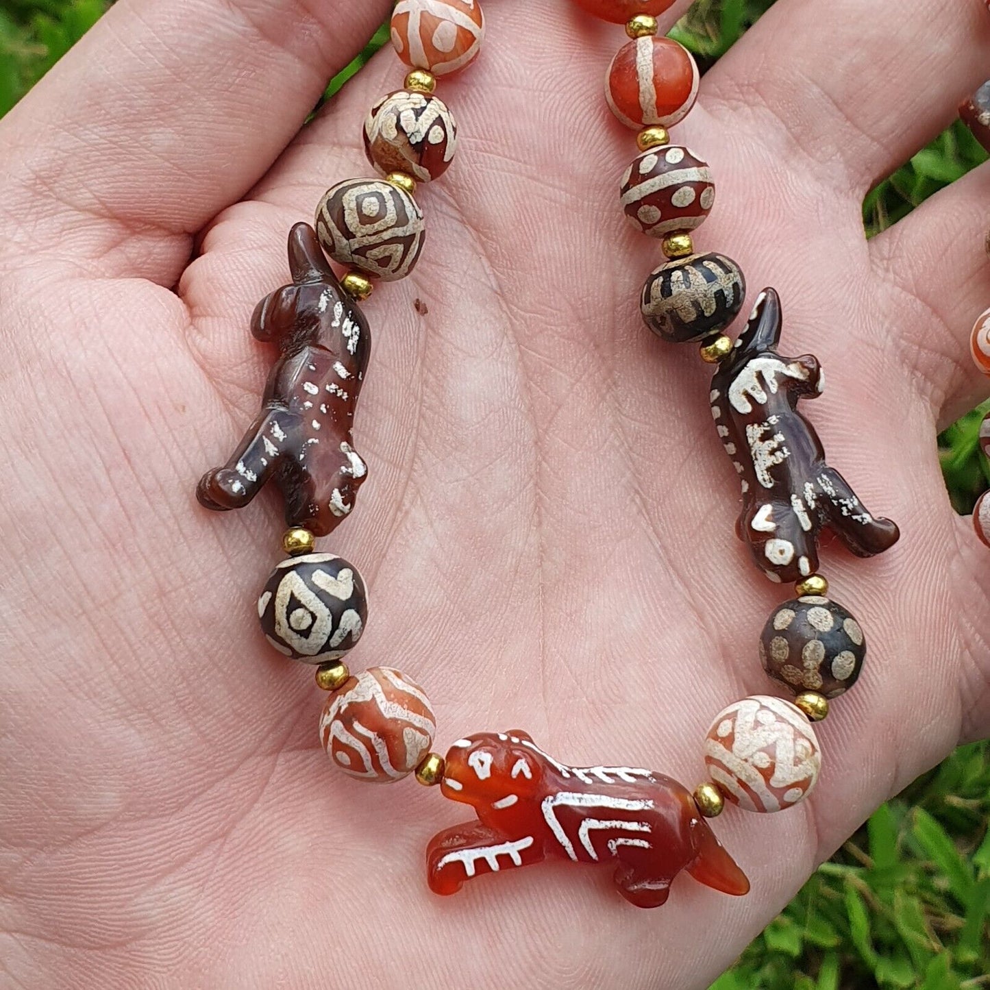 Antike HIMALAYA-Indo-tibetische zentralasiatische geätzte Achat-Perlen-Halskette 11ED-A-