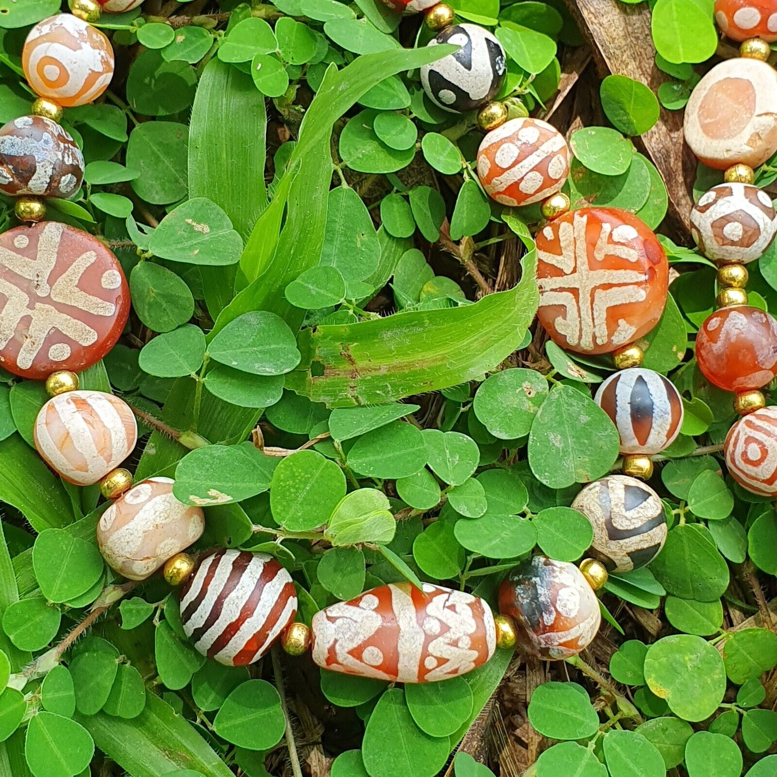 Antique HIMALAYAN Indo Tibetan Central Asian Etched Agate beads Necklace 13ED-A-