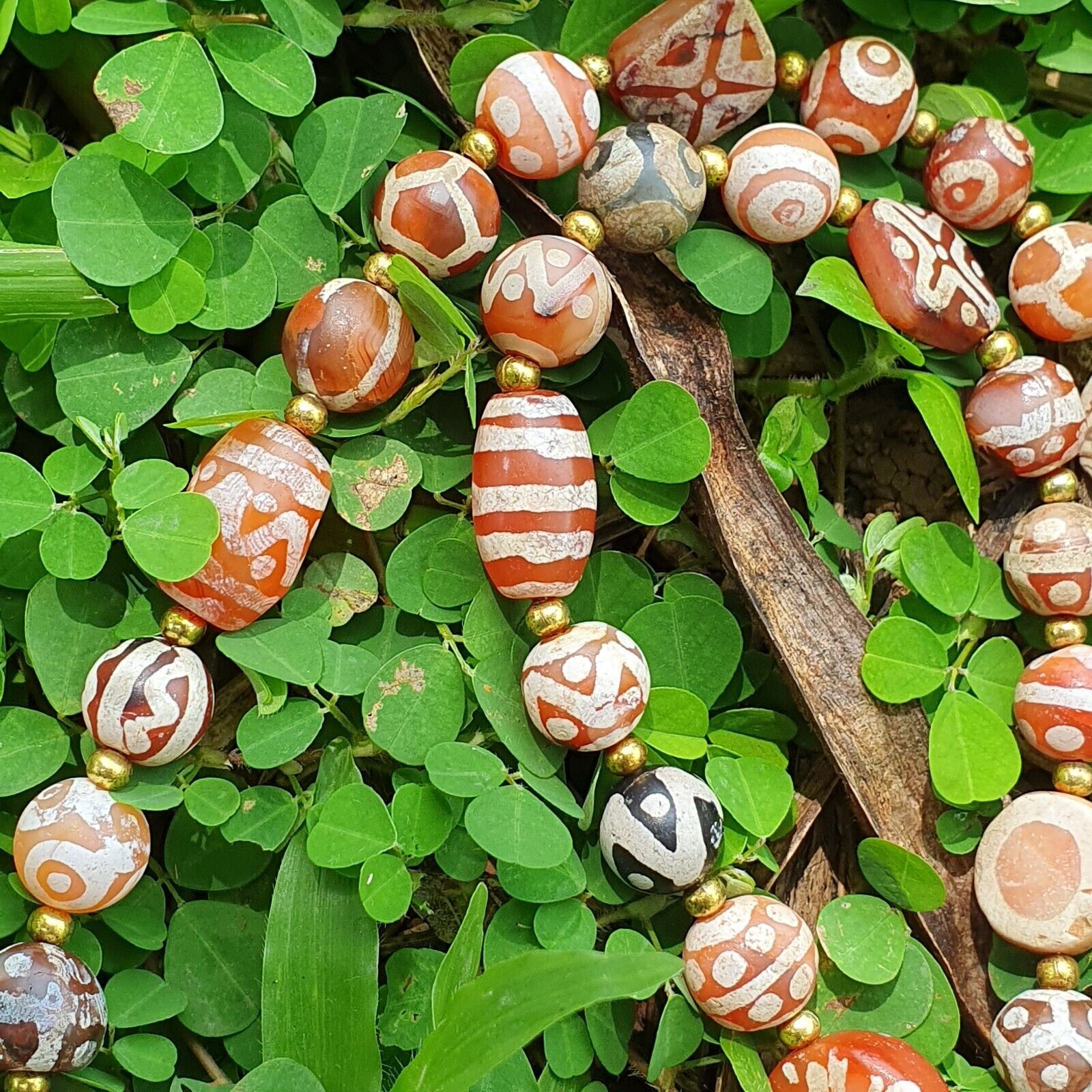 Antique HIMALAYAN Indo Tibetan Central Asian Etched Agate beads Necklace 13ED-A-
