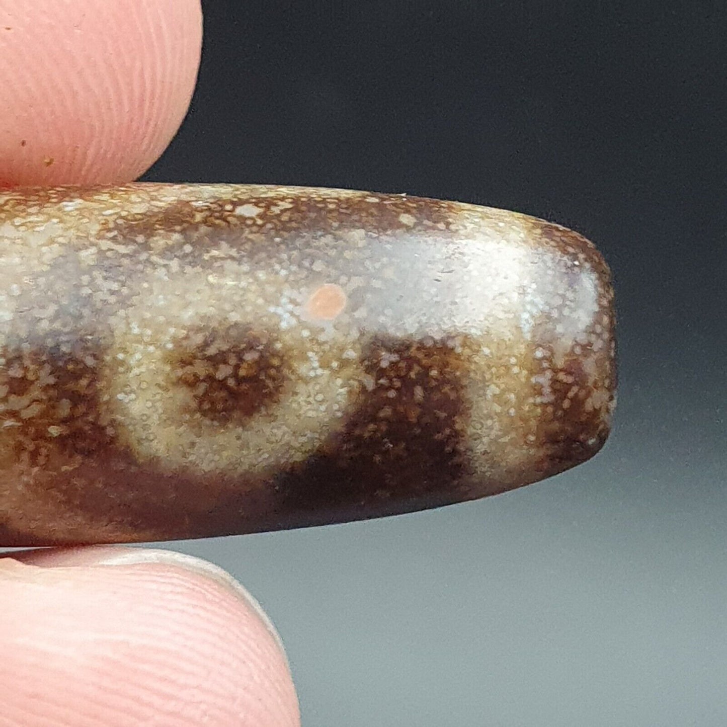 B#5 Antike tibetische alte Achat 2-Augen-Dzi-Amulettperle