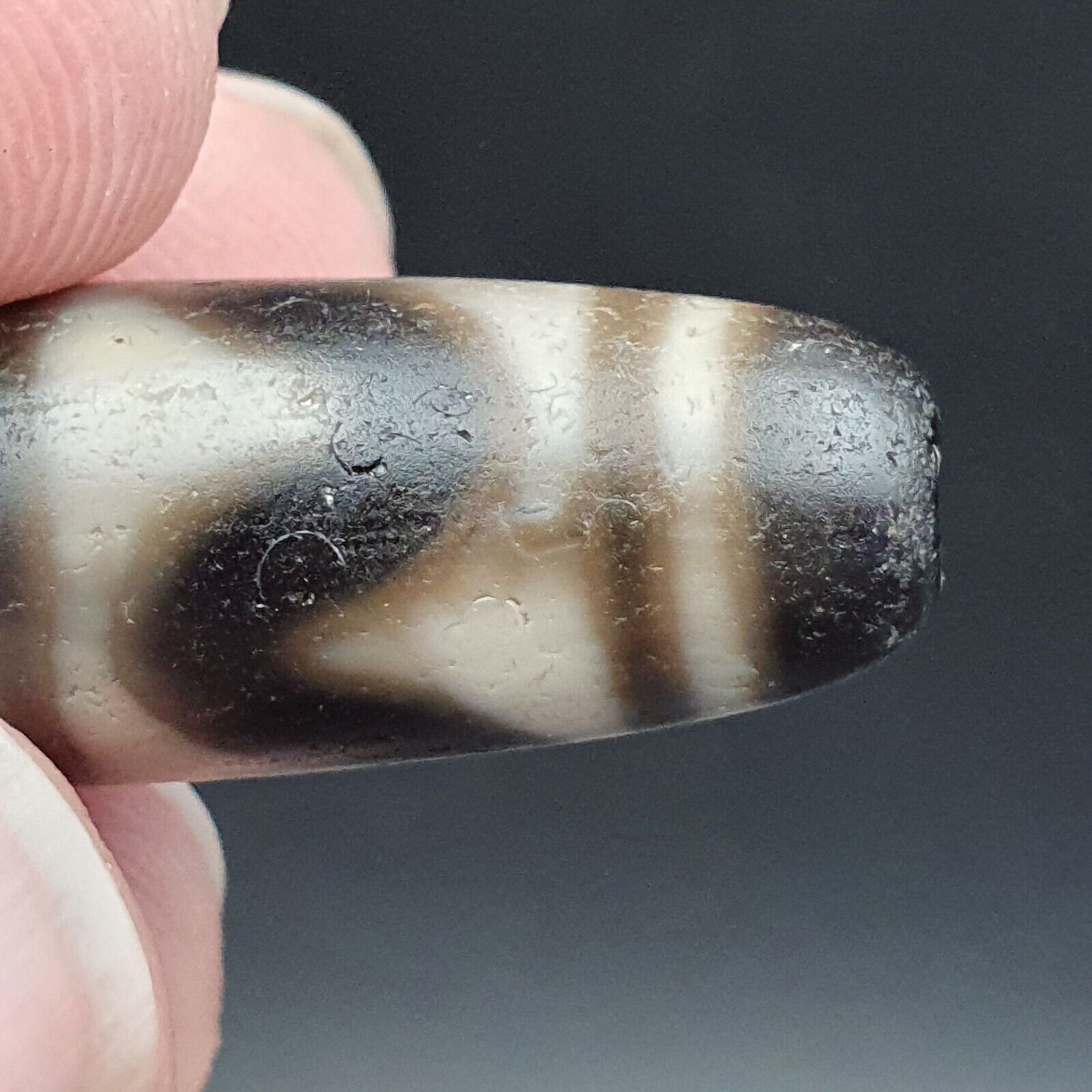 B#2 Antique Tibetan Old Agate Powerful Dzi Amulet Bead