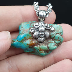 aquamarine