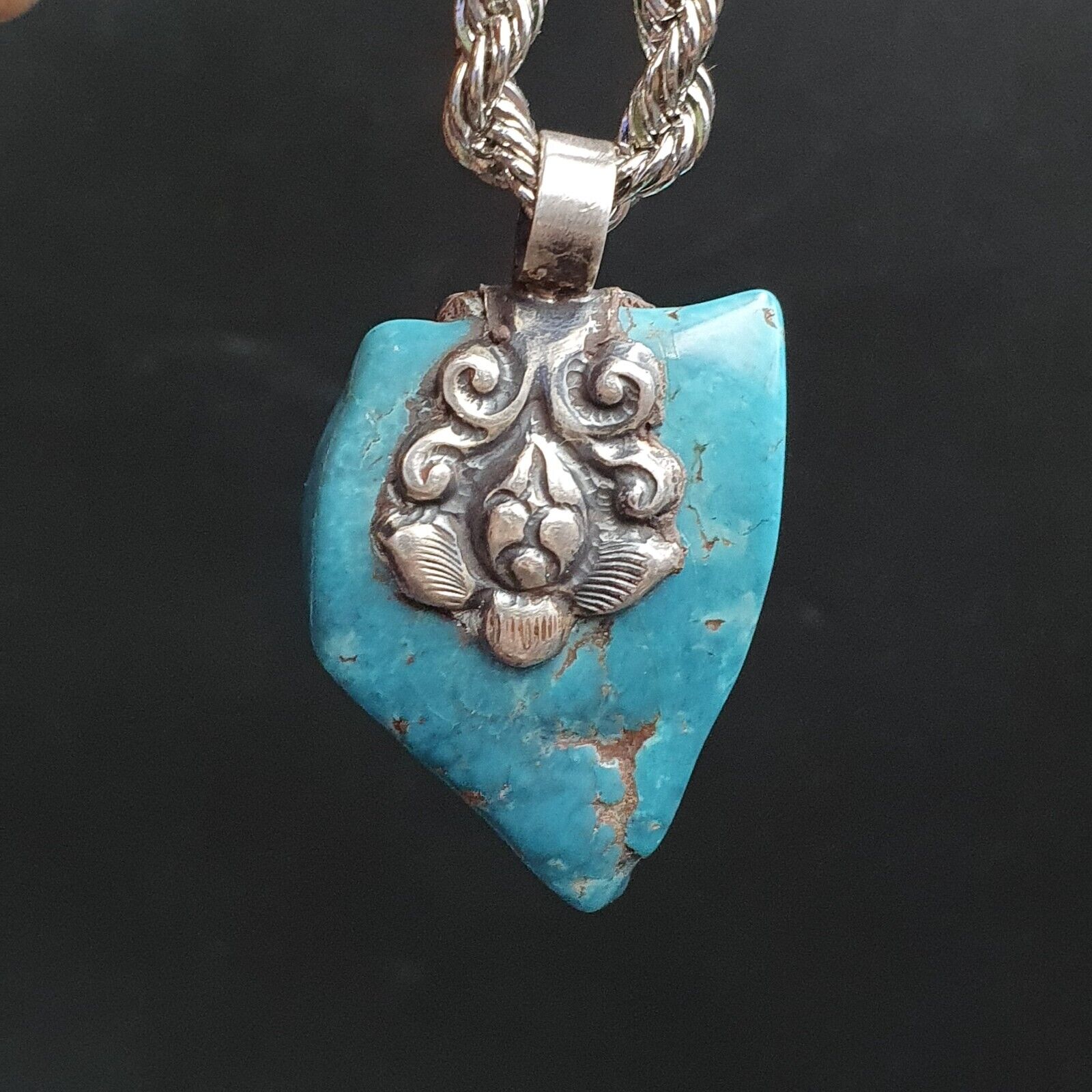 aquamarine