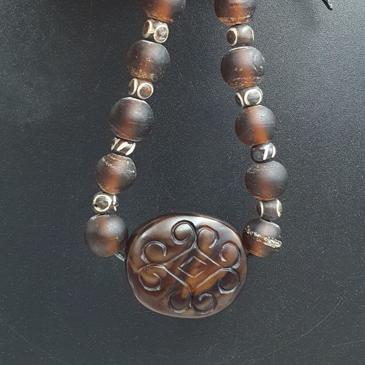 Antique Tibetan Chinese Himalayan Carving Agate Pendent Amulet Bead #33