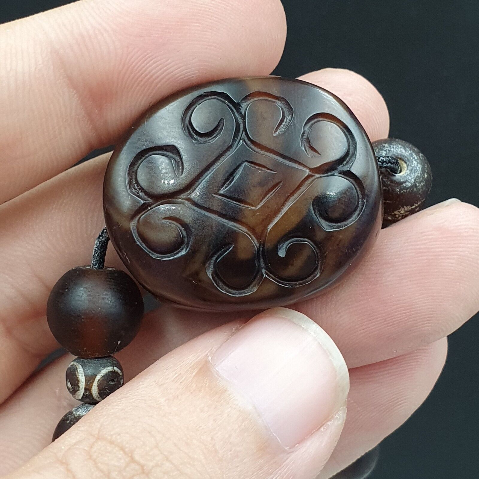 Antique Tibetan Chinese Himalayan Carving Agate Pendent Amulet Bead #33
