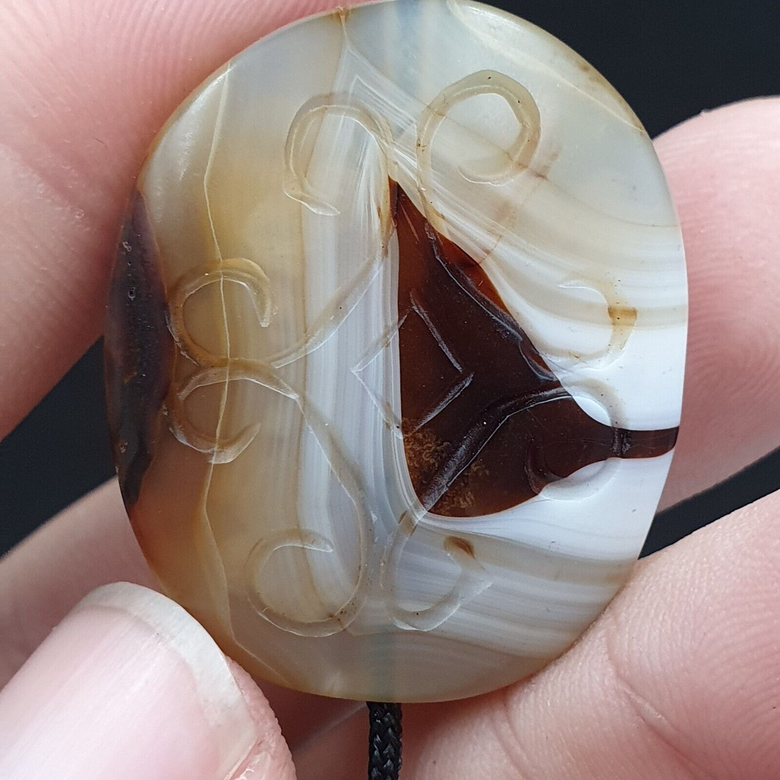 Antique Tibetan Chinese Himalayan Carving Agate Pendent Amulet Bead #36