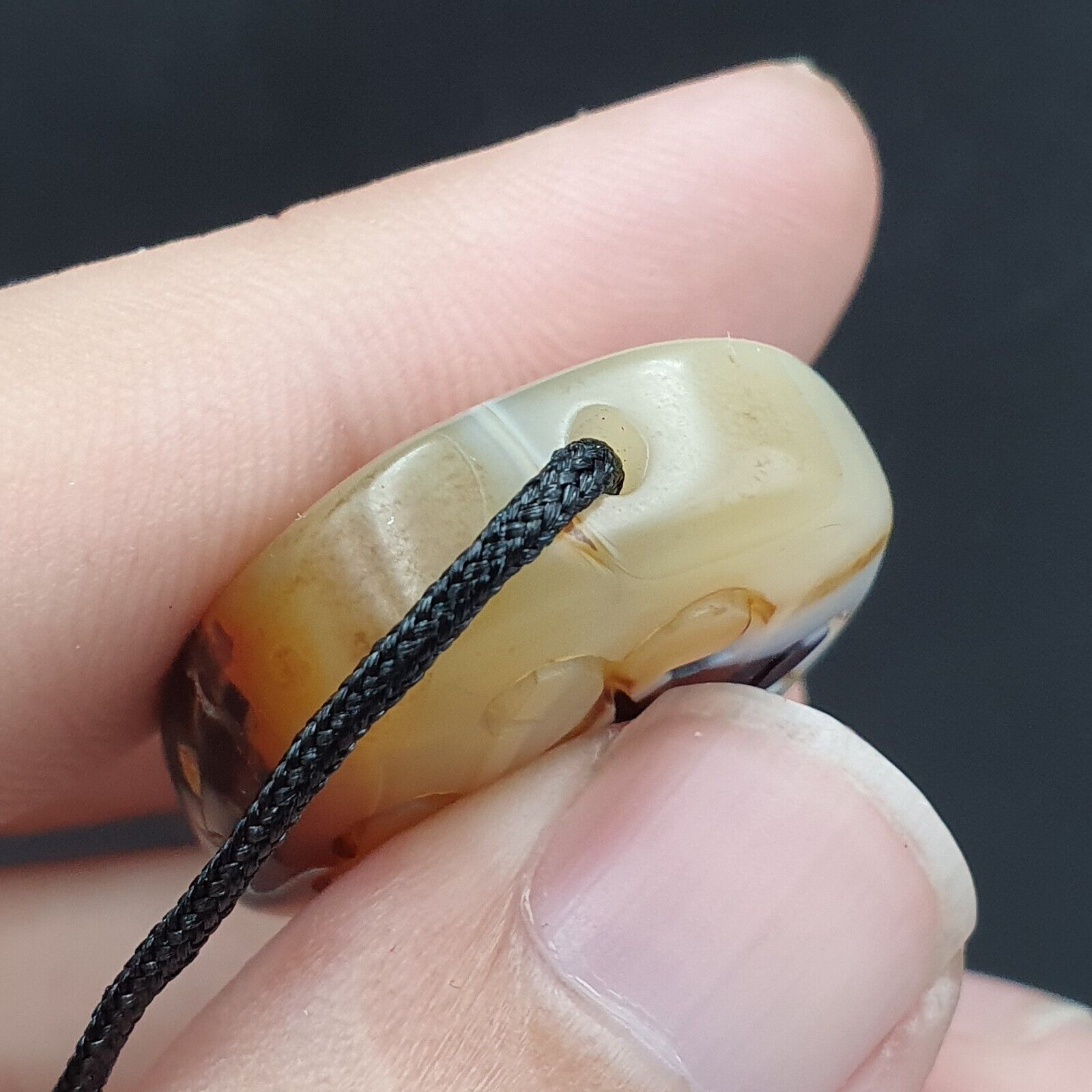 Antique Tibetan Chinese Himalayan Carving Agate Pendent Amulet Bead #36