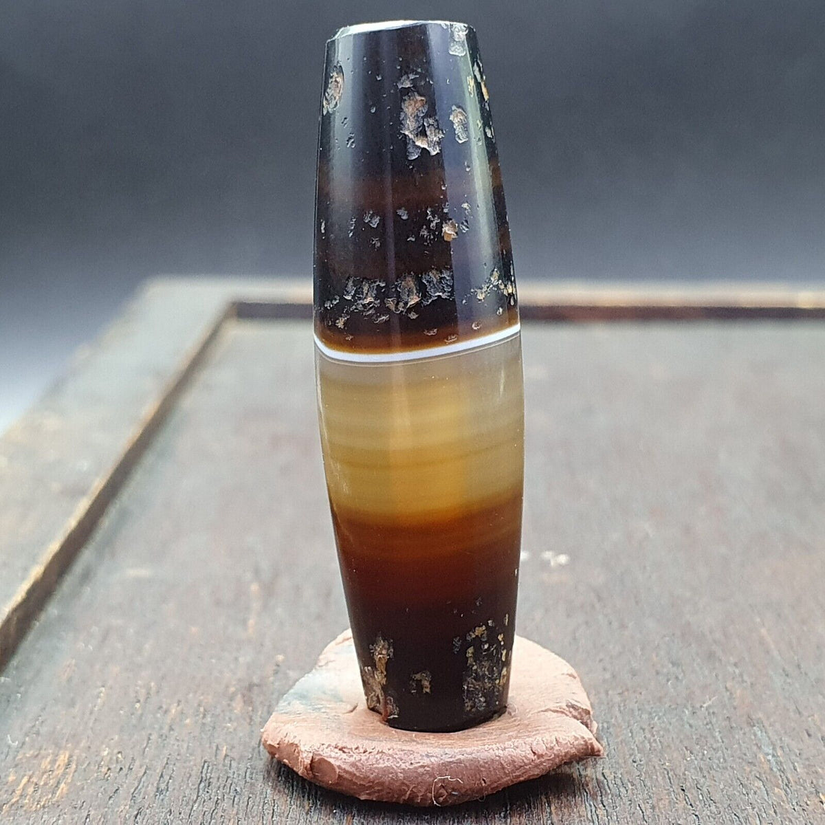Antique Old Yemeni Agate Natural Rare pattern Banded Agate Bead 37.3mm BD-7-1