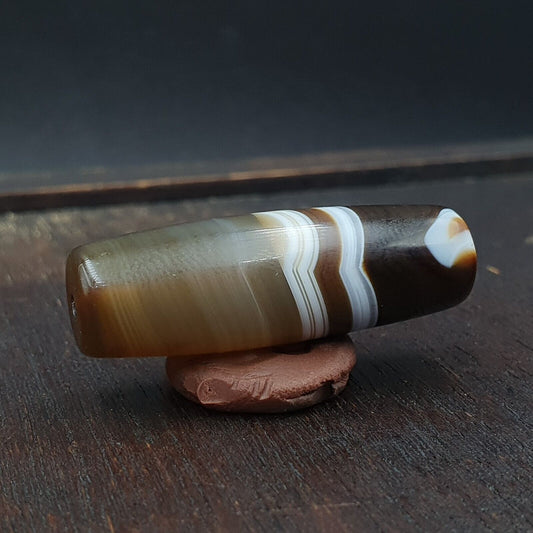 Antique Old Yemeni Agate Natural Rare pattern Banded Agate Bead 35.6mm BD-6