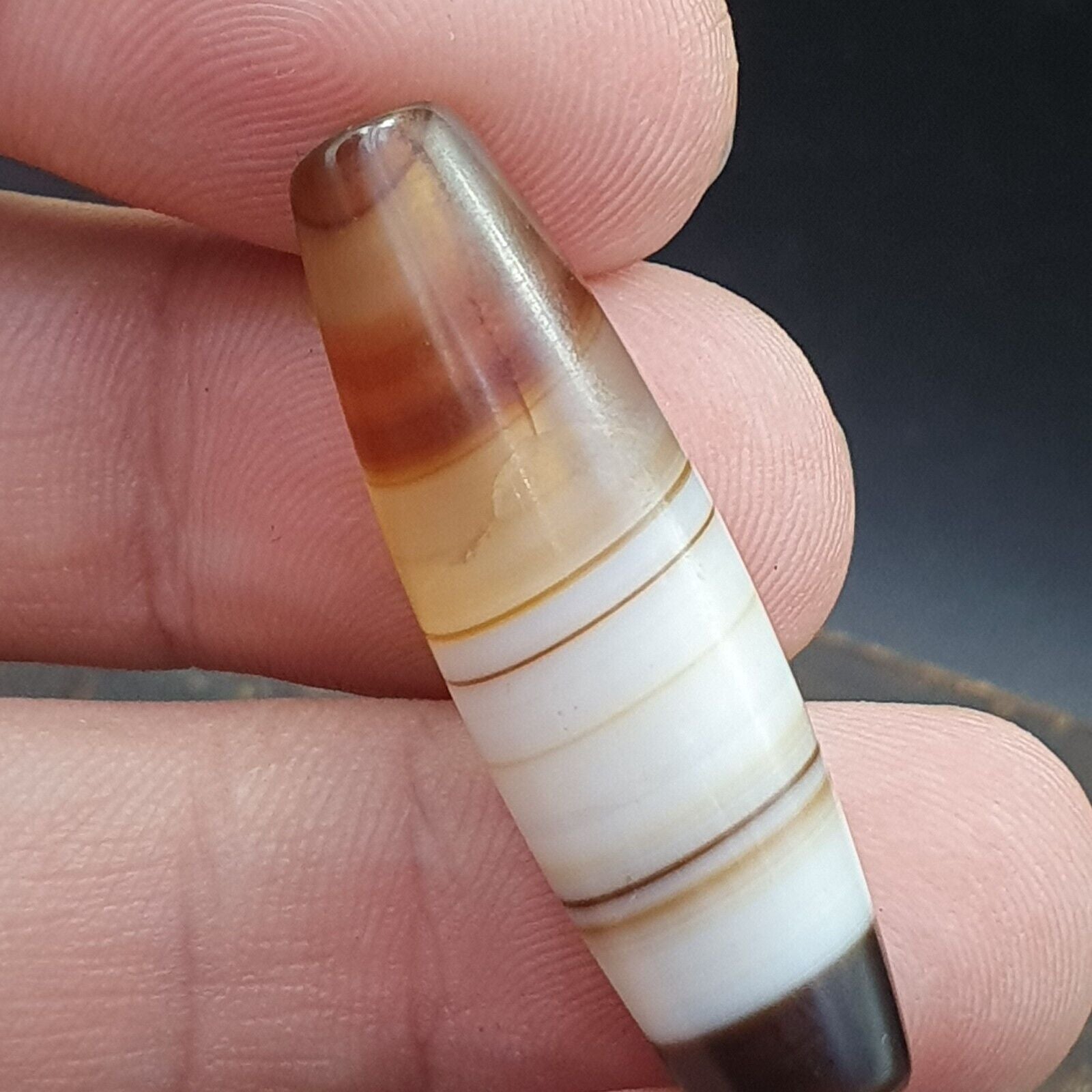 Antique Old Yemeni Agate Natural Rare pattern Banded Agate Bead 37.3mm BD-12