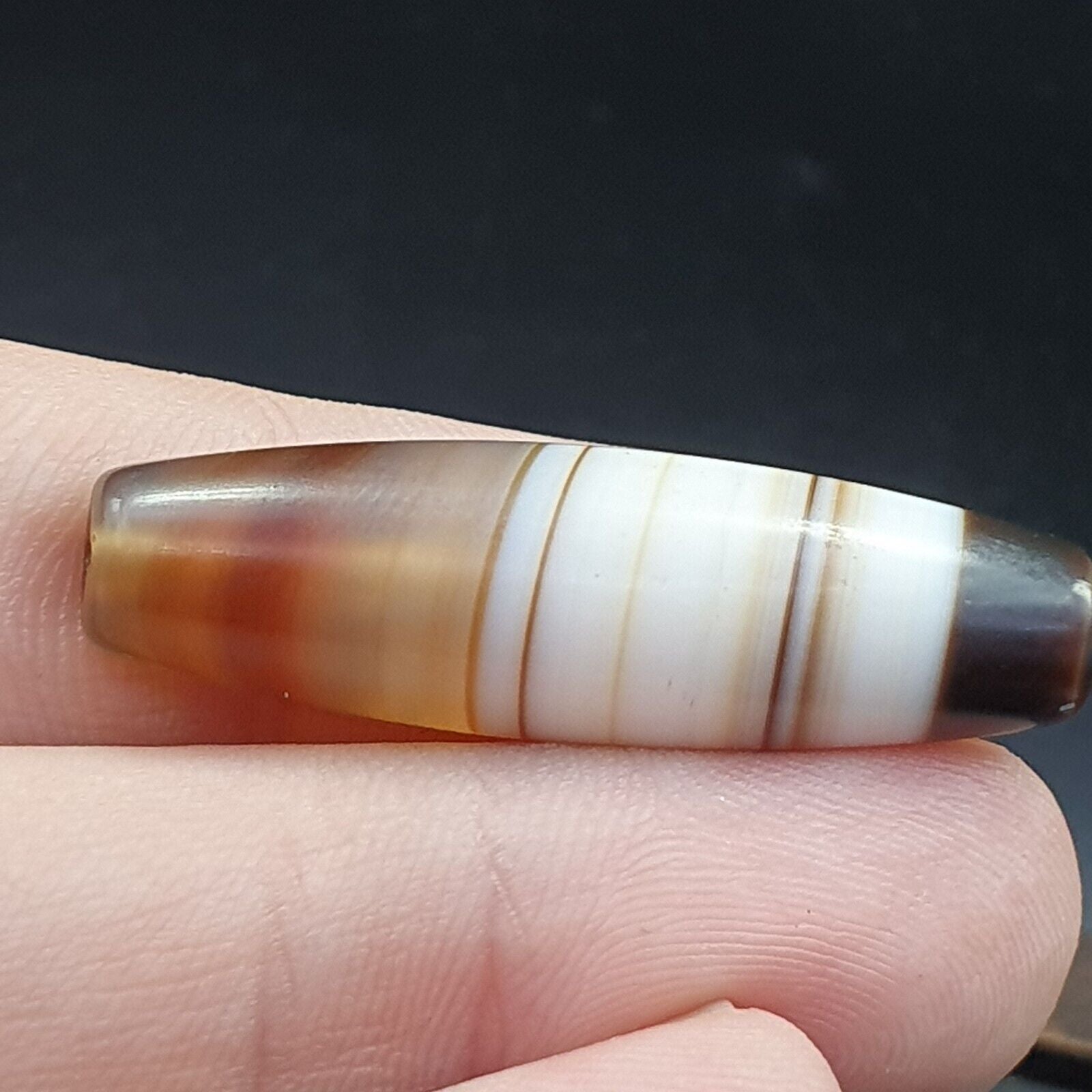 Antique Old Yemeni Agate Natural Rare pattern Banded Agate Bead 37.3mm BD-12