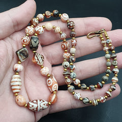 AD17- Antique HIMALAYAN Indo Tibetan Central Asian Etched Agate beads Necklace