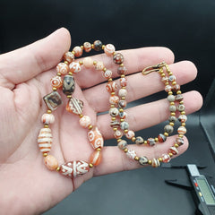 AD17- Antique HIMALAYAN Indo Tibetan Central Asian Etched Agate beads Necklace