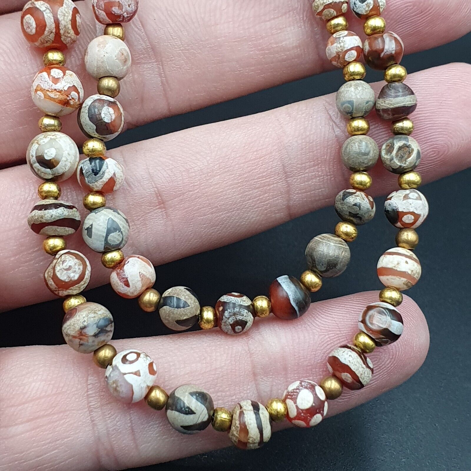 AD17- Antique HIMALAYAN Indo Tibetan Central Asian Etched Agate beads Necklace