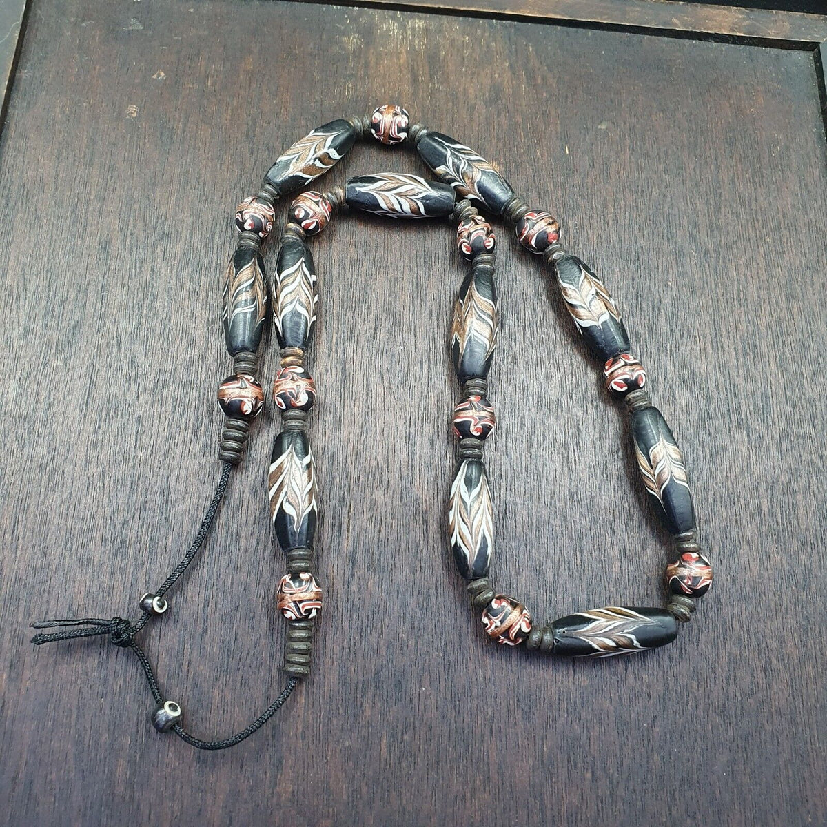 Vintage Beautiful Venerano Art Fancy 32×14MM Aventurine Blackglass Beads Strand