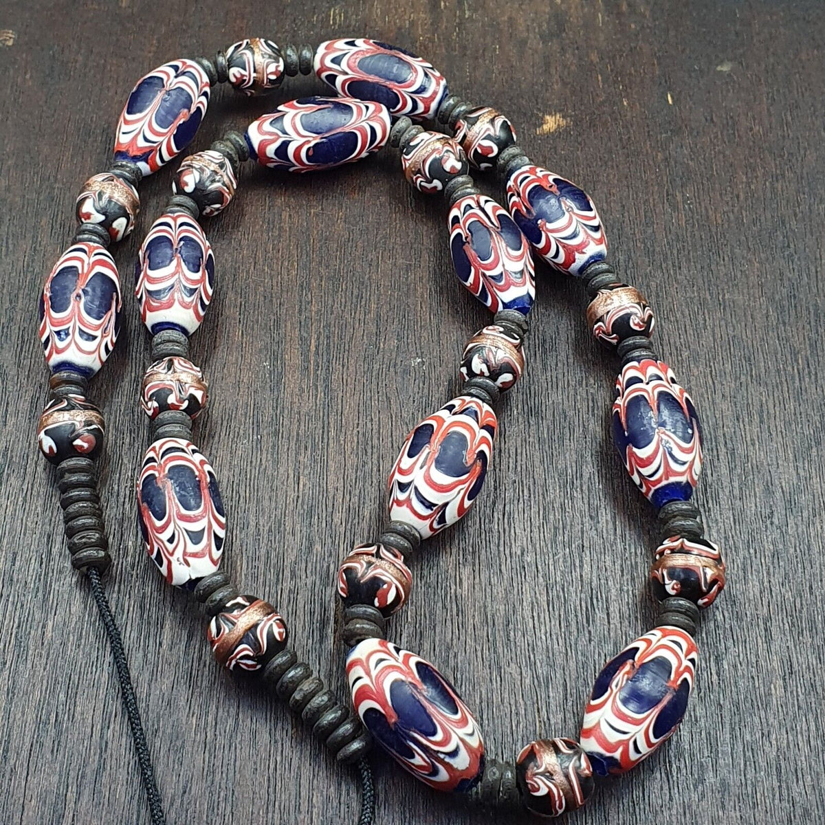 Vintage Beautiful Venerano Art Fancy 25×13MM Aventurine Blue Glass Beads Strand