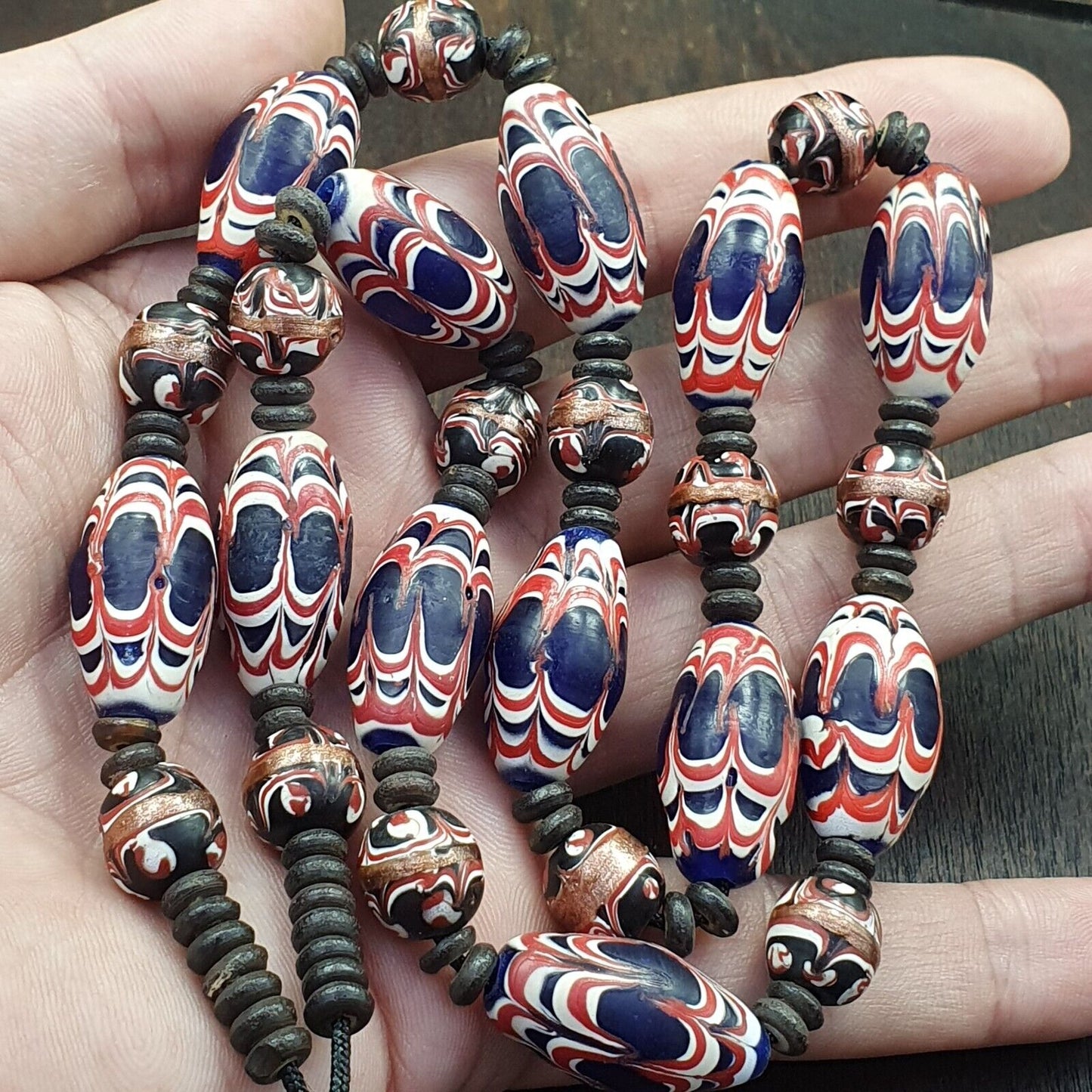 復古美麗 Venerano 藝術精美 25×13 毫米東陵藍色玻璃珠 串