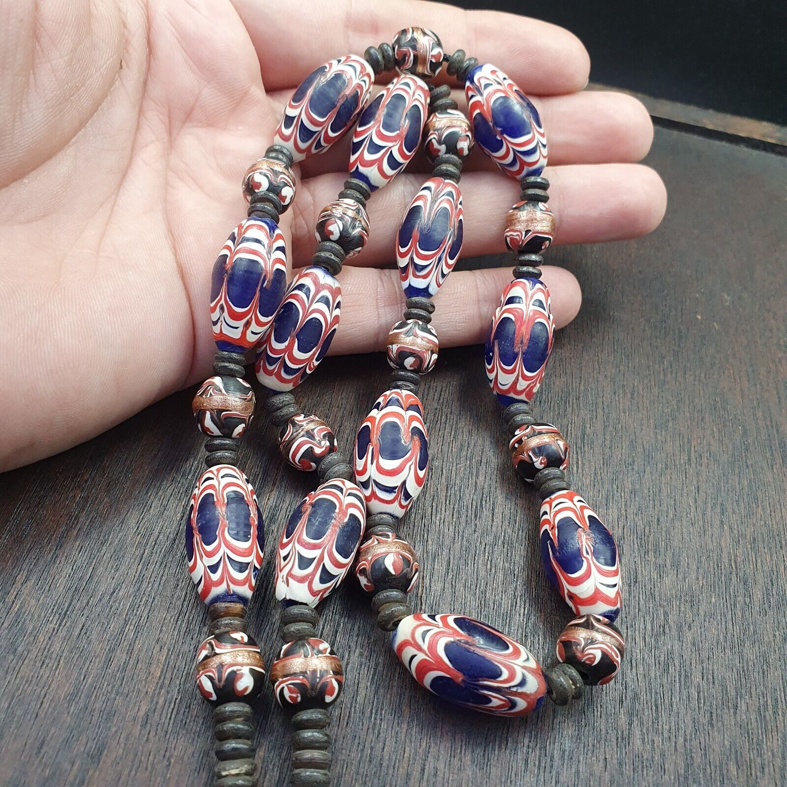 VINTAGE BEAUTIFUL Venerano ART Fancy 25×13MM Aventurine blue GLASS BEADS Strand