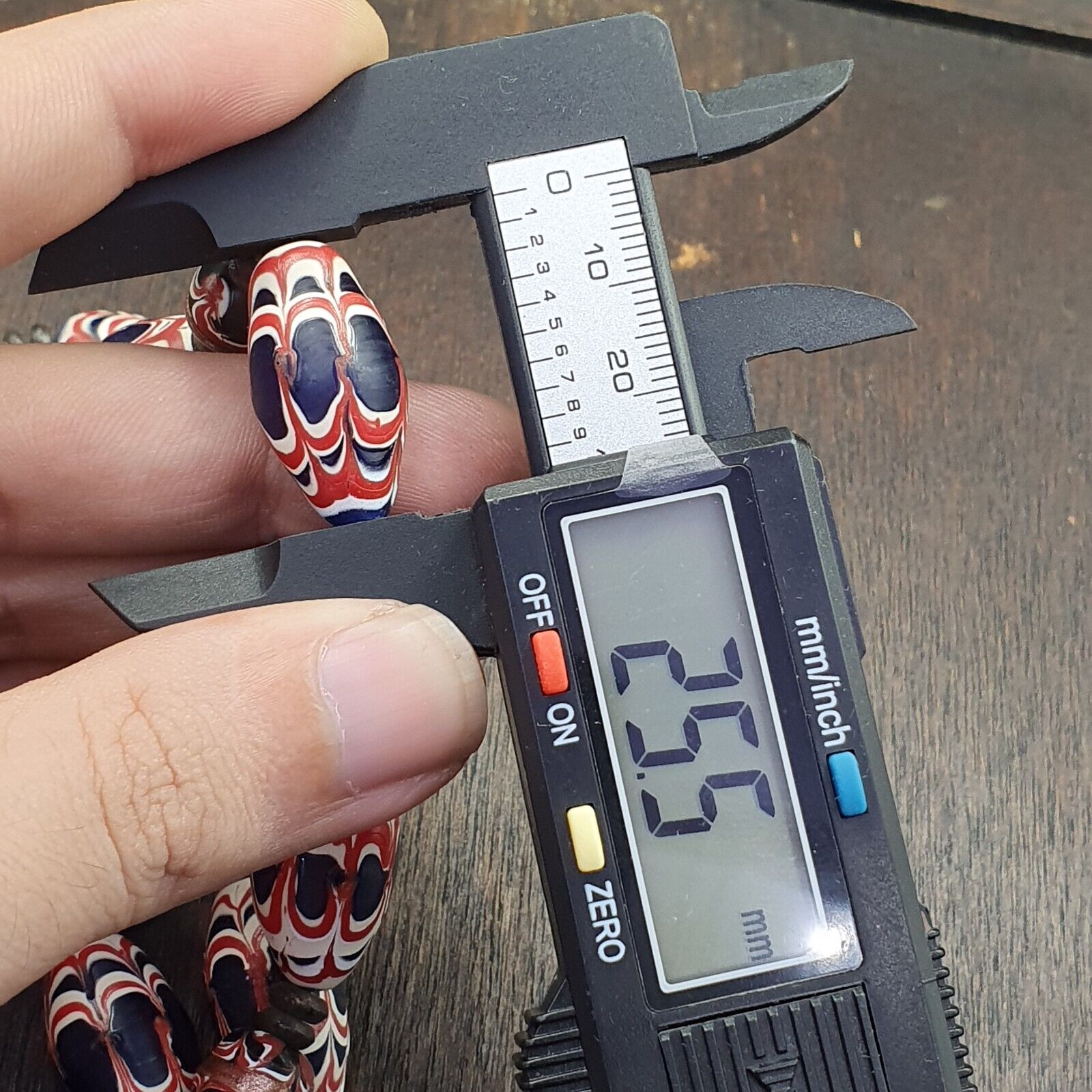 VINTAGE BEAUTIFUL Venerano ART Fancy 25×13MM Aventurine blue GLASS BEADS Strand