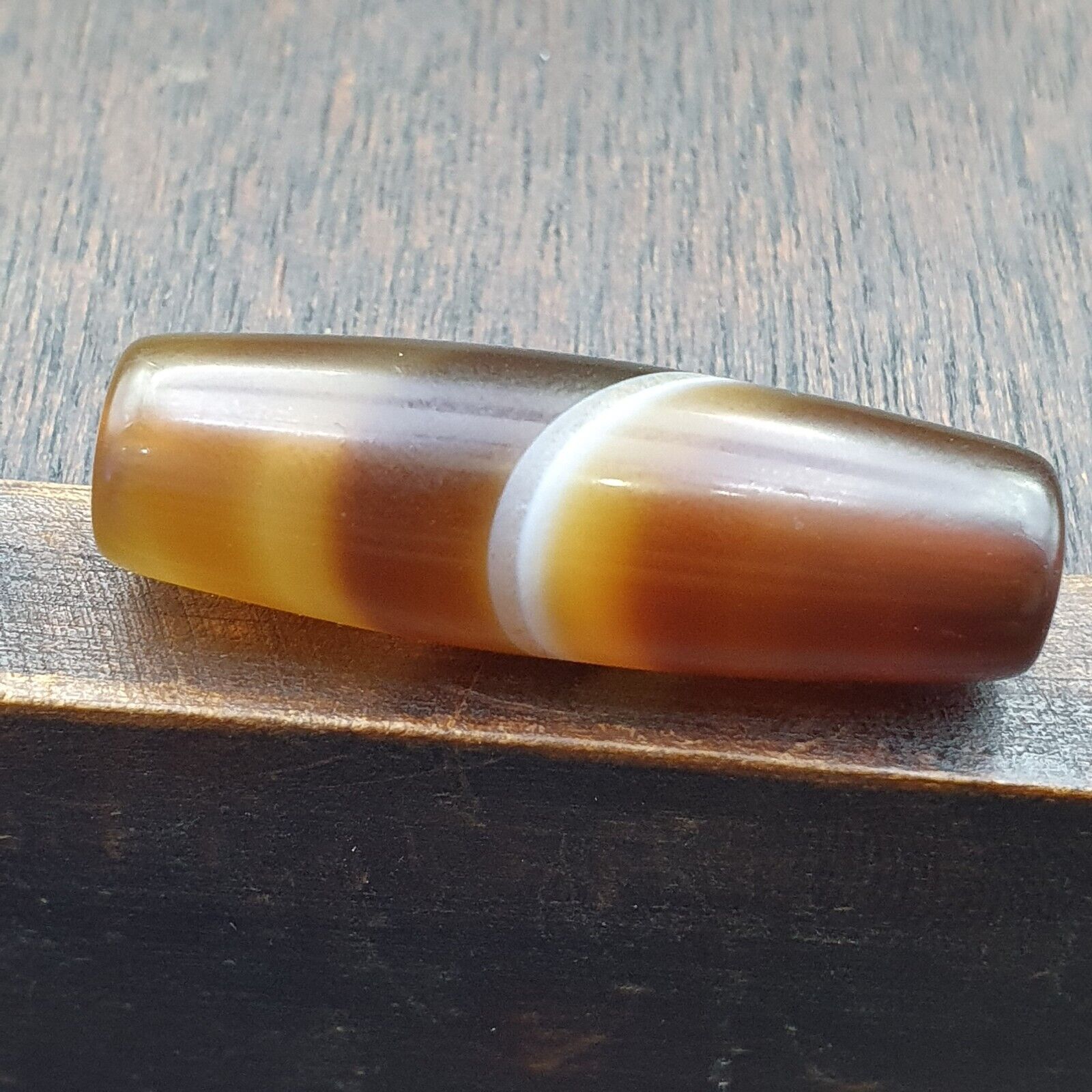 Antique Old Yemeni Agate Natural Rare pattern Banded Agate Bead  BD-7-16