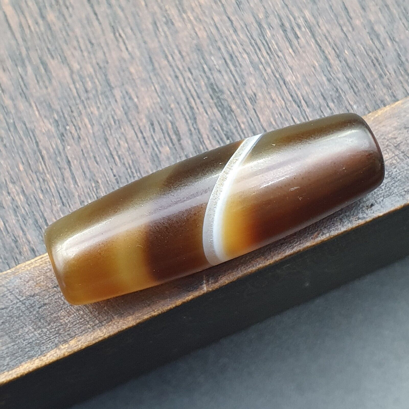 Antique Old Yemeni Agate Natural Rare pattern Banded Agate Bead  BD-7-16