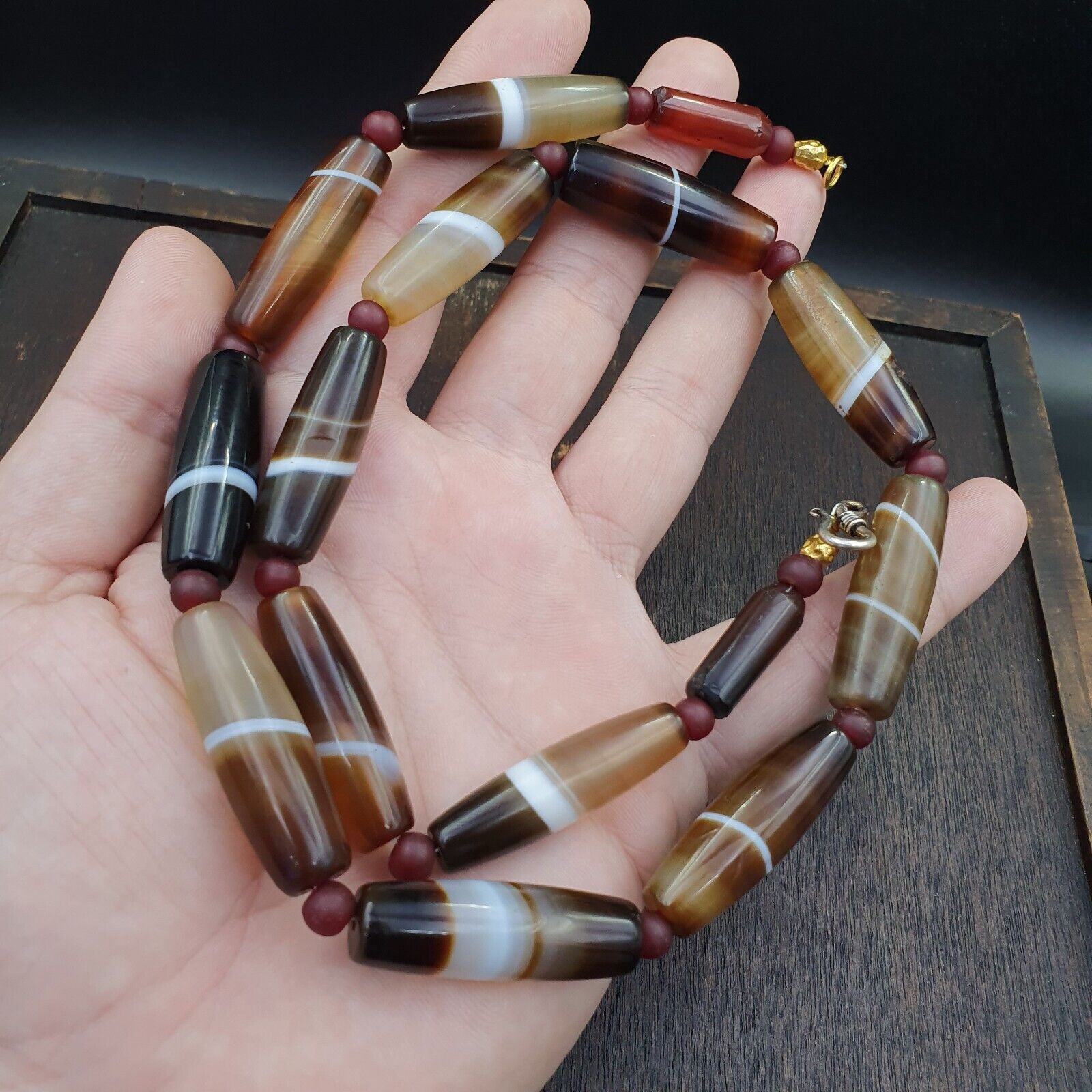 Lot 15 Antique Old Yemeni Agate Natural Rare pattern Banded Agate Beads Necklace