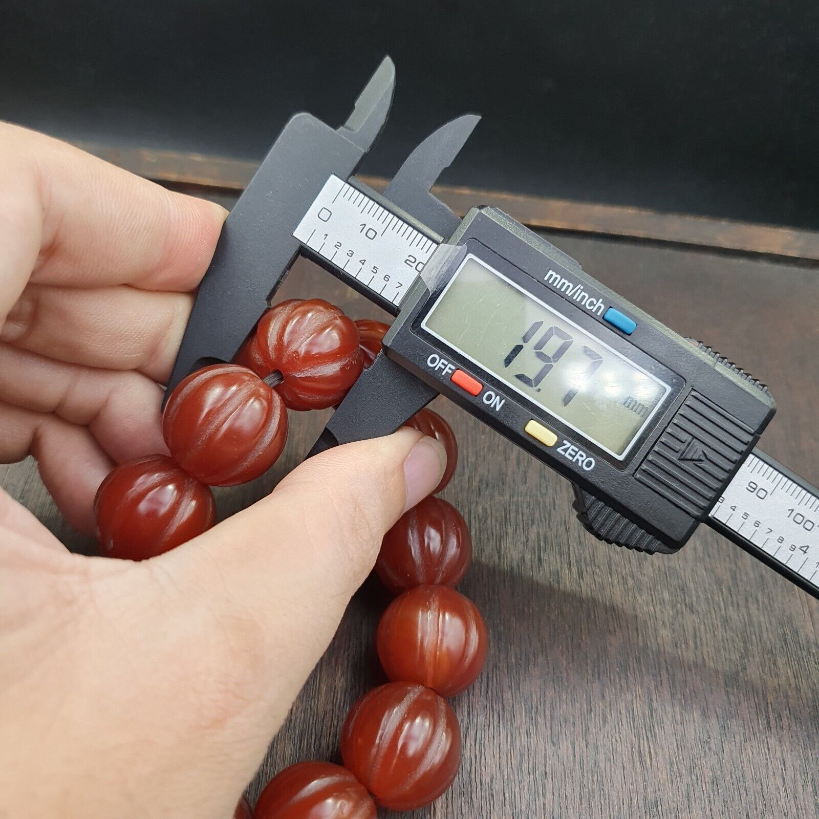 Lot 12 Antique Himalayan Tibetan Carnelian Carved Agate Beads 19-20MM