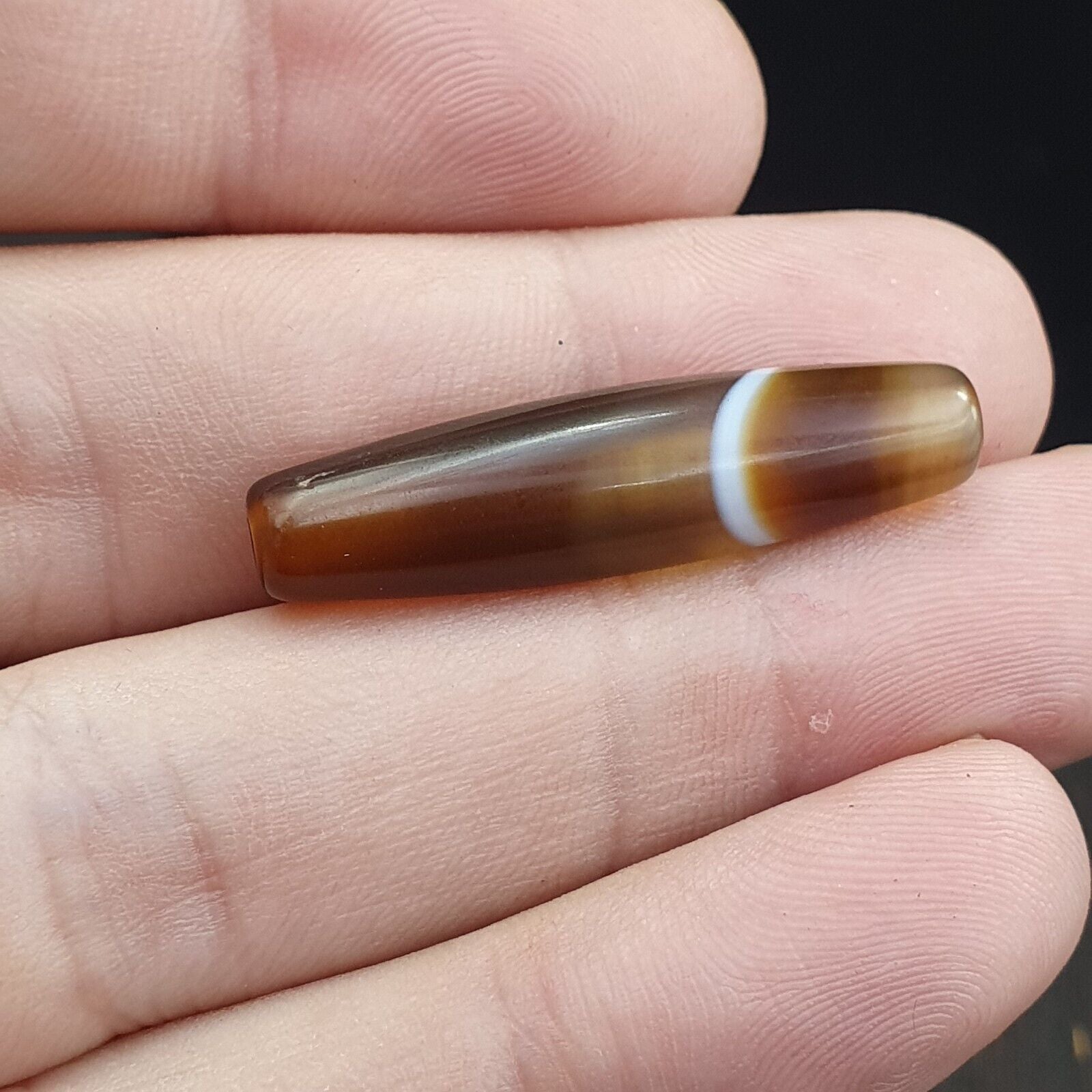 Antique Old Yemeni Agate Natural Rare pattern Banded Agate Bead  BD-7-11