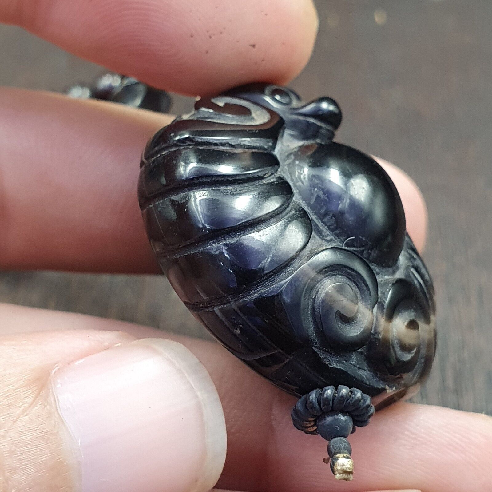 Antique Tibetan Himalayan Carving Agate Beads pendant with Sterling silver beads
