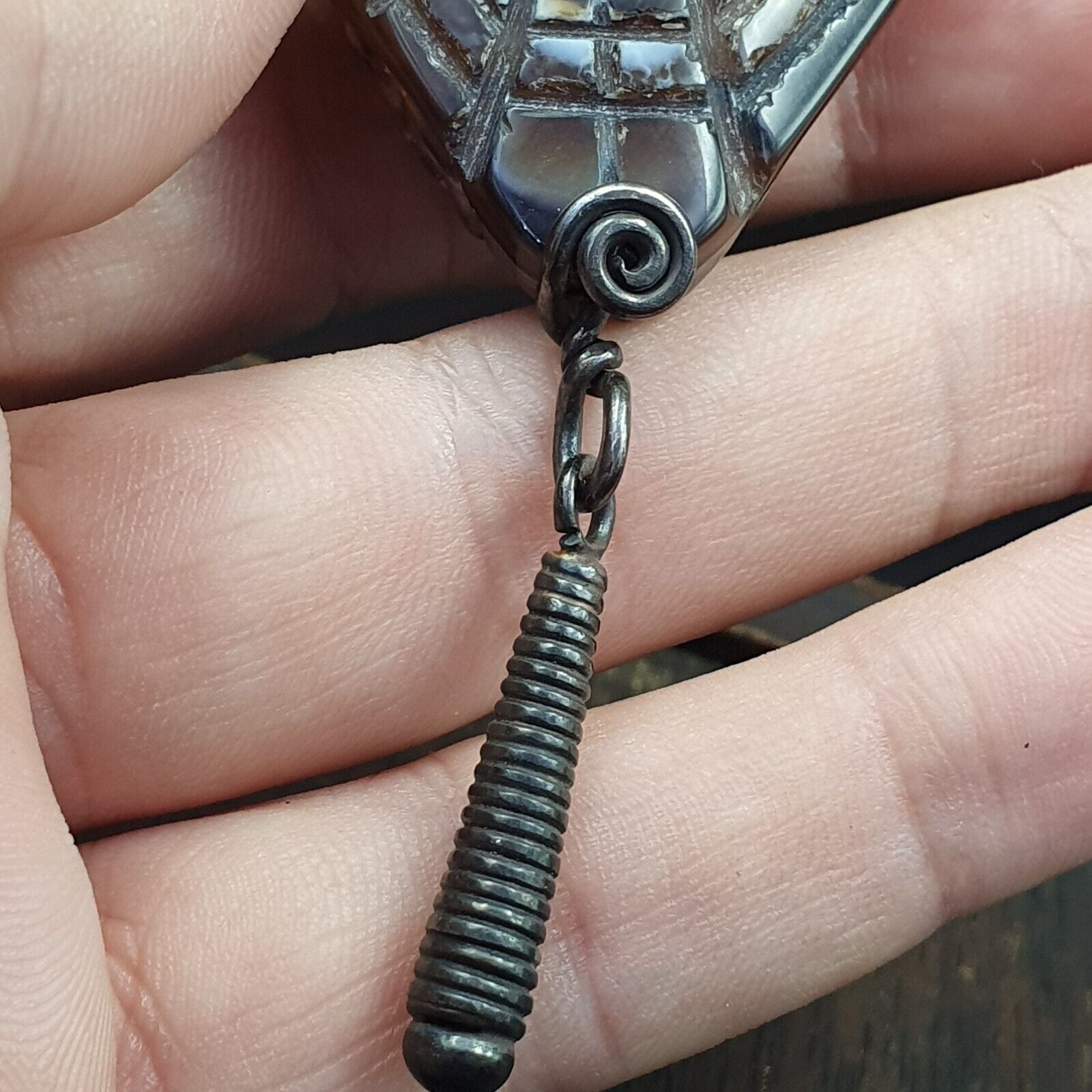 Antiker tibetischer Himalaya-Achatperlen-Anhänger mit Sterlingsilber
