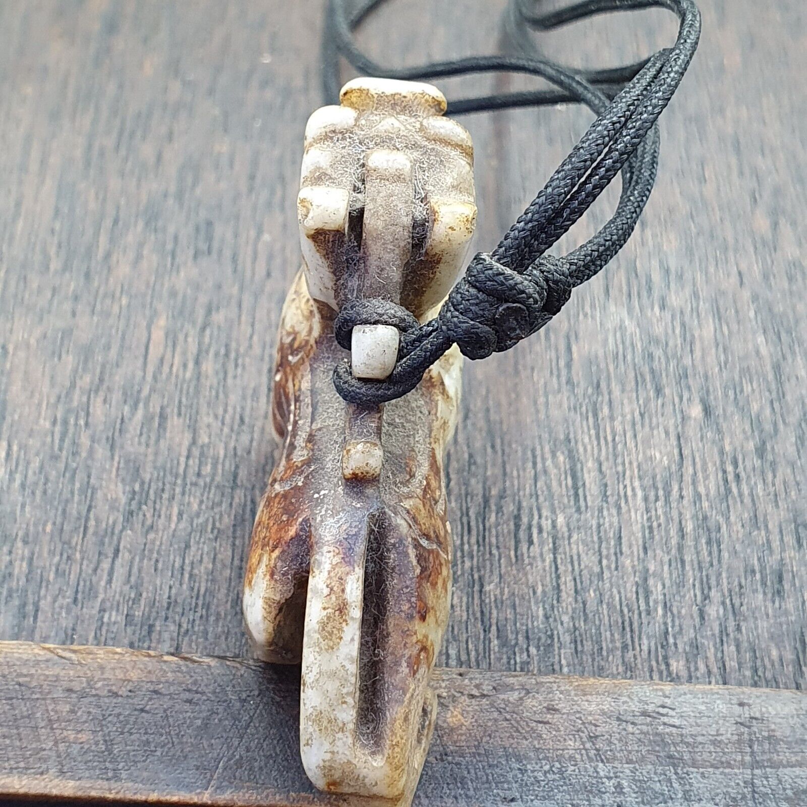 Antique Tibetan Himalayan Carving stone Jade Animal Beads pendant