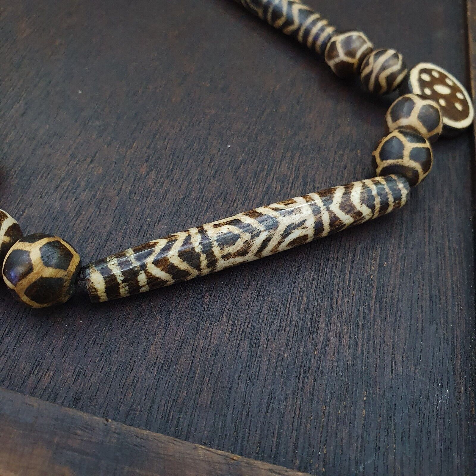 RARE Very Old PUMTEK BEADS Necklace Palmwood Great Patterns Necklace NC22