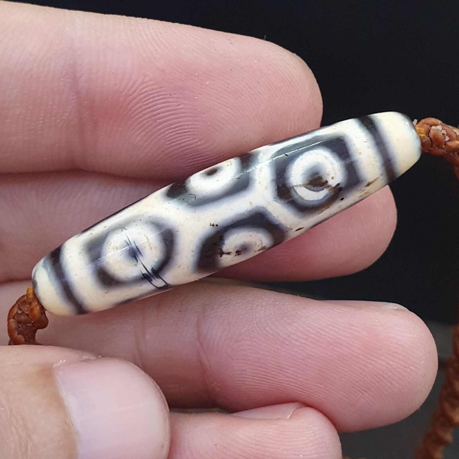 9 eyes Tibetan Himalayan bead old amulet Red Agate Vintage pendant Necklace