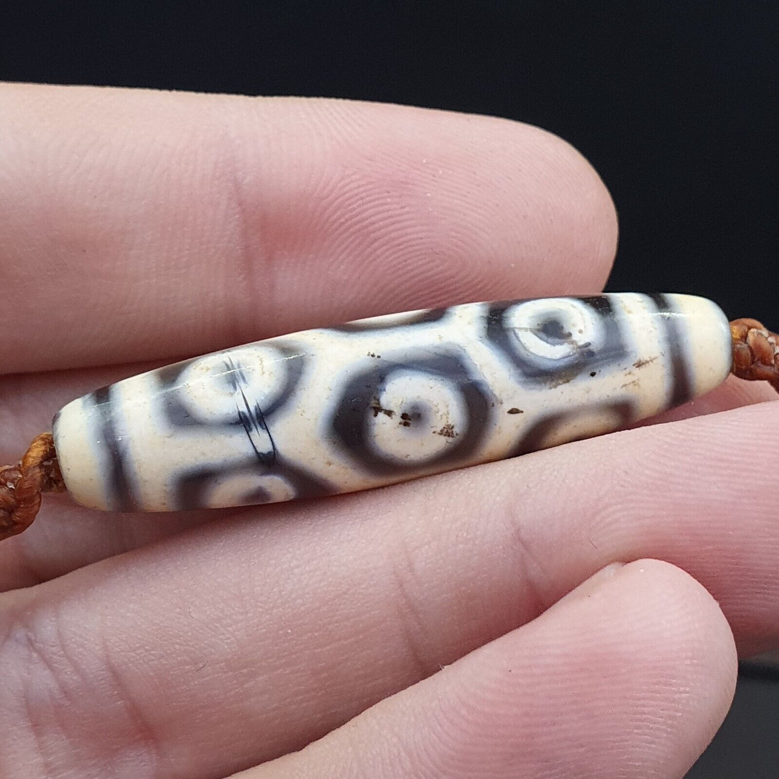 9 eyes Tibetan Himalayan bead old amulet Red Agate Vintage pendant Necklace