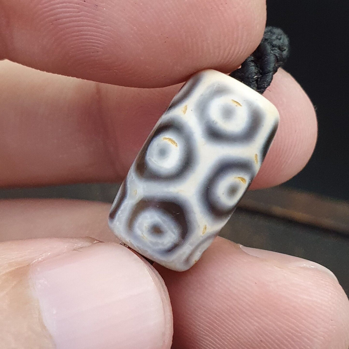12 eyes Tibetan Himalayan bead old amulet Red Agate Vintage pendant Necklace