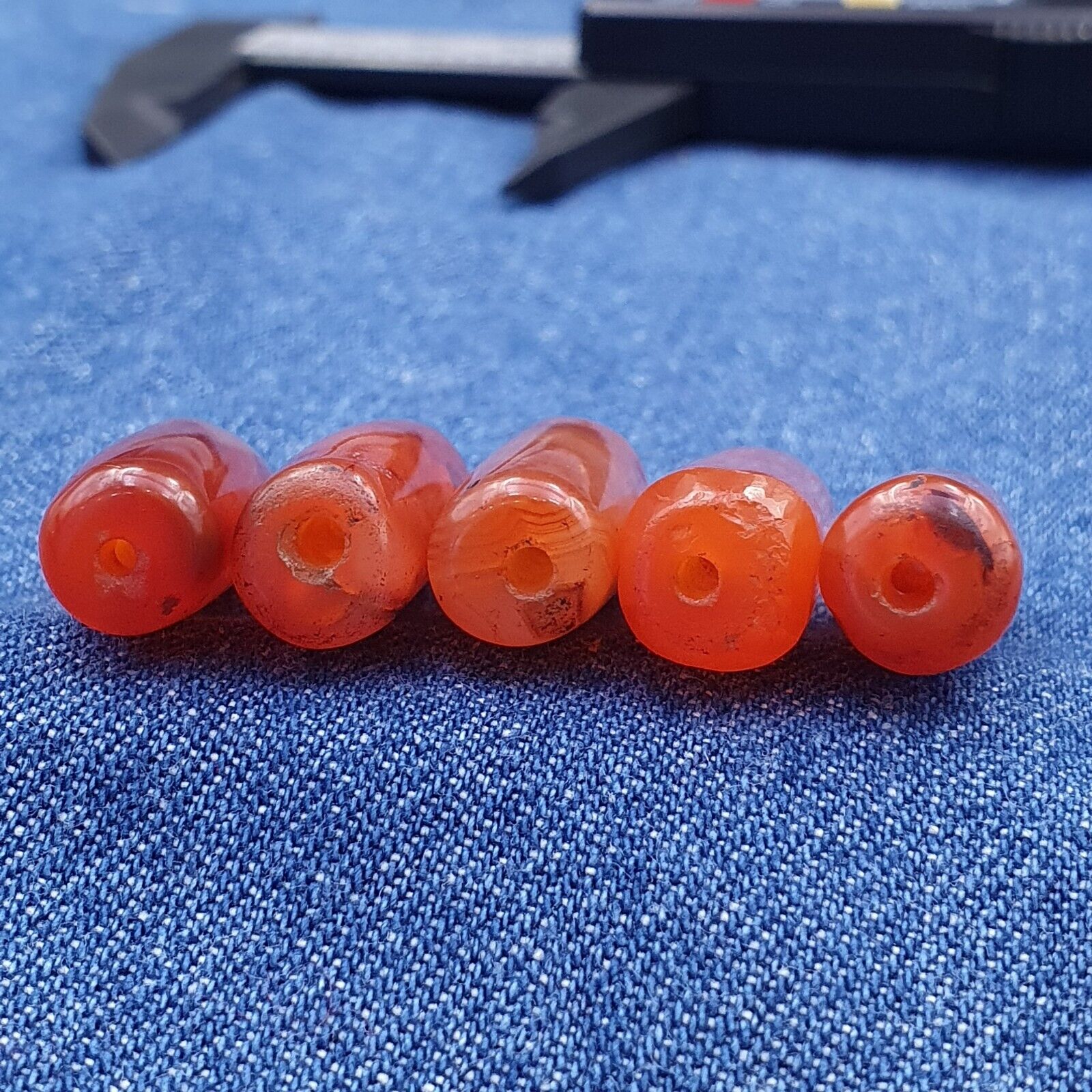 Lot 5 Antique Red Agate Himalayan Tibetan African Agate carnelian Beads CRD-5P