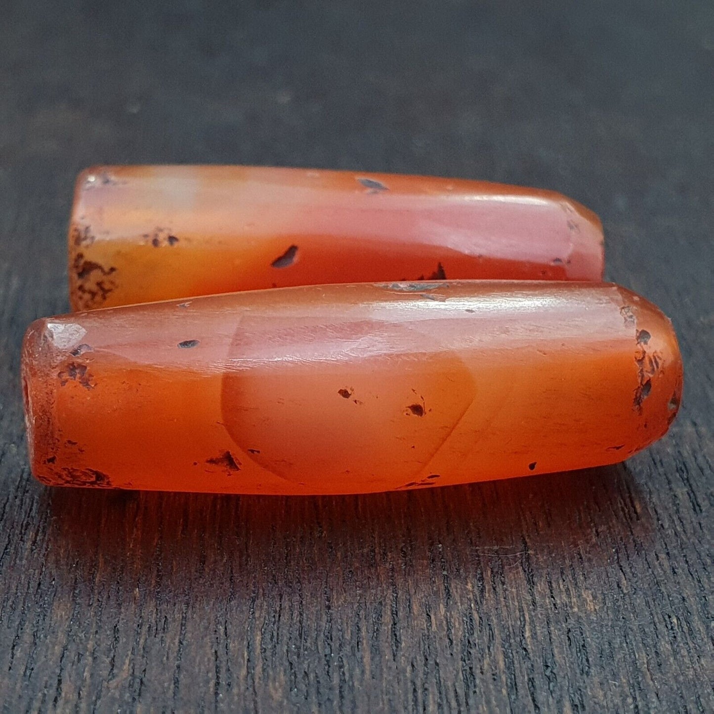 Lot 2 antike rote Achat-Himalaya-tibetische afrikanische Achat-Karneolperlen 
