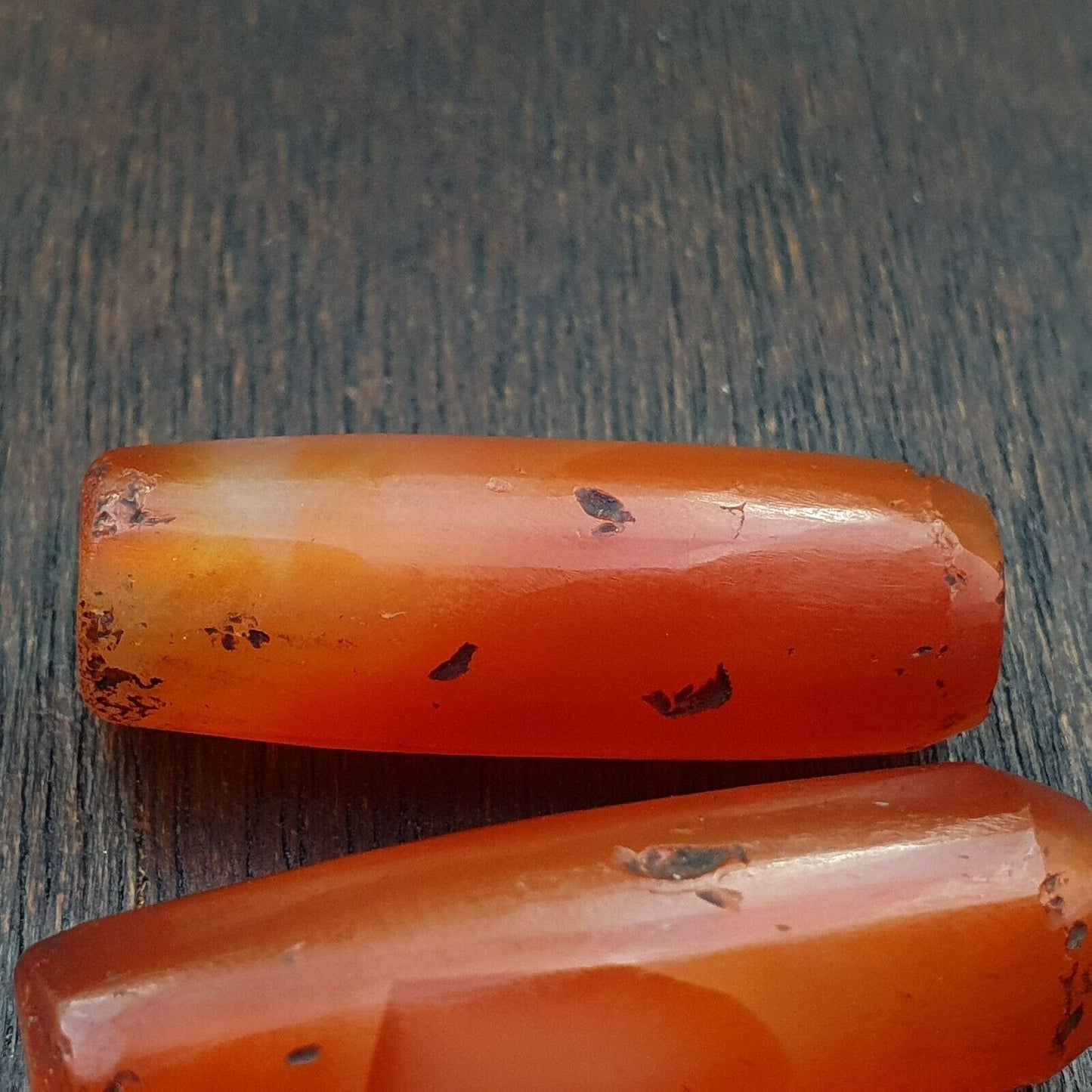 Lot 2 antike rote Achat-Himalaya-tibetische afrikanische Achat-Karneolperlen 